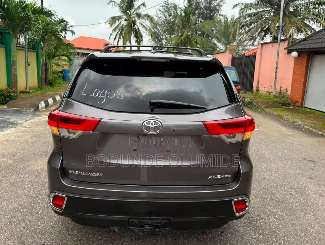 Toyota Highlander 2016 Gray