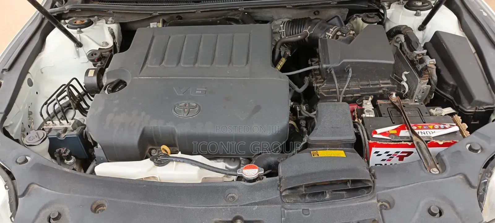 Toyota Avalon XLE Premium FWD Sedan (3.6L 6cyl 6A) 2016 Off white