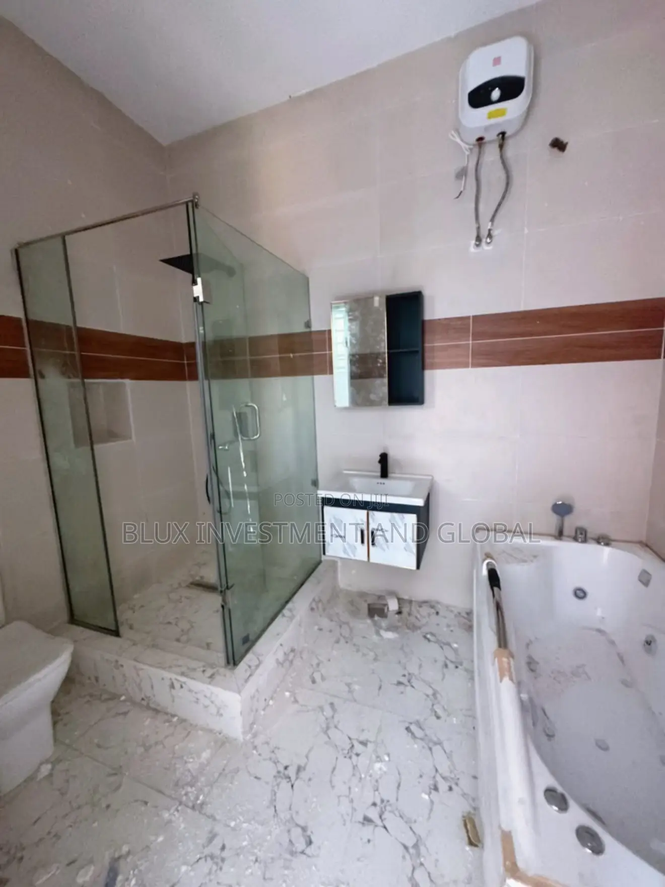 4bdrm Duplex in Ikota Extension for sale