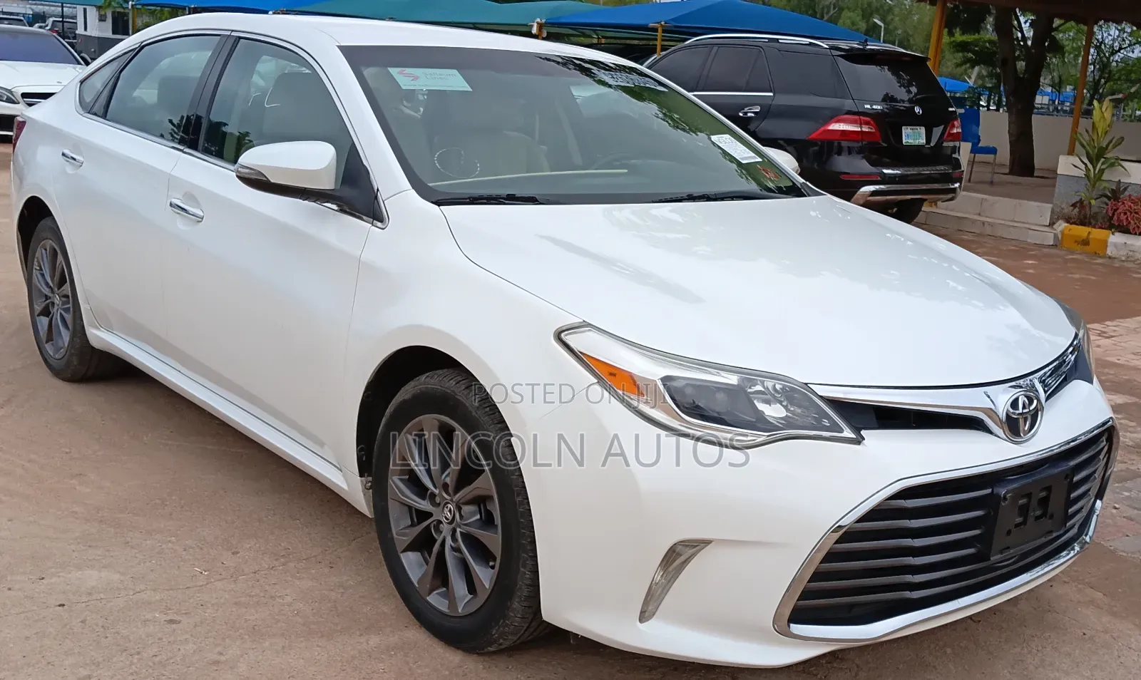 Toyota Avalon 2016 Off white