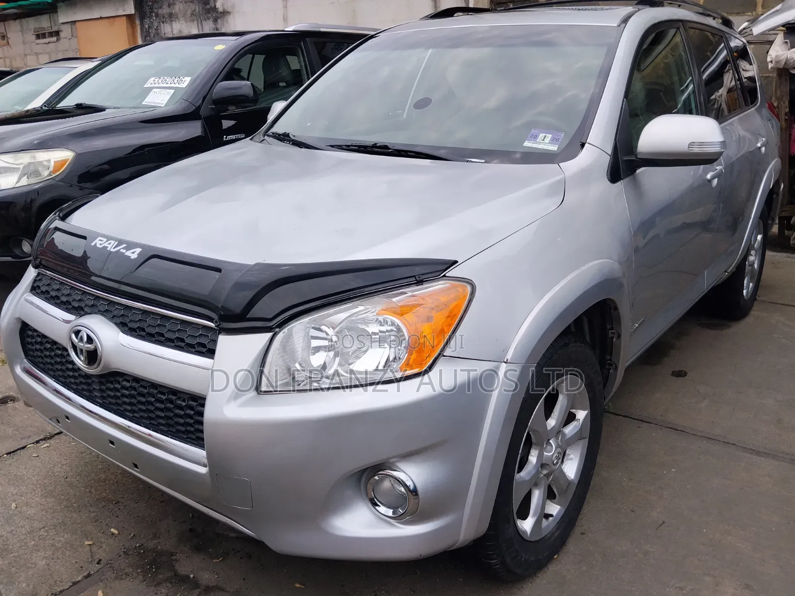 Toyota RAV4 2010 Silver