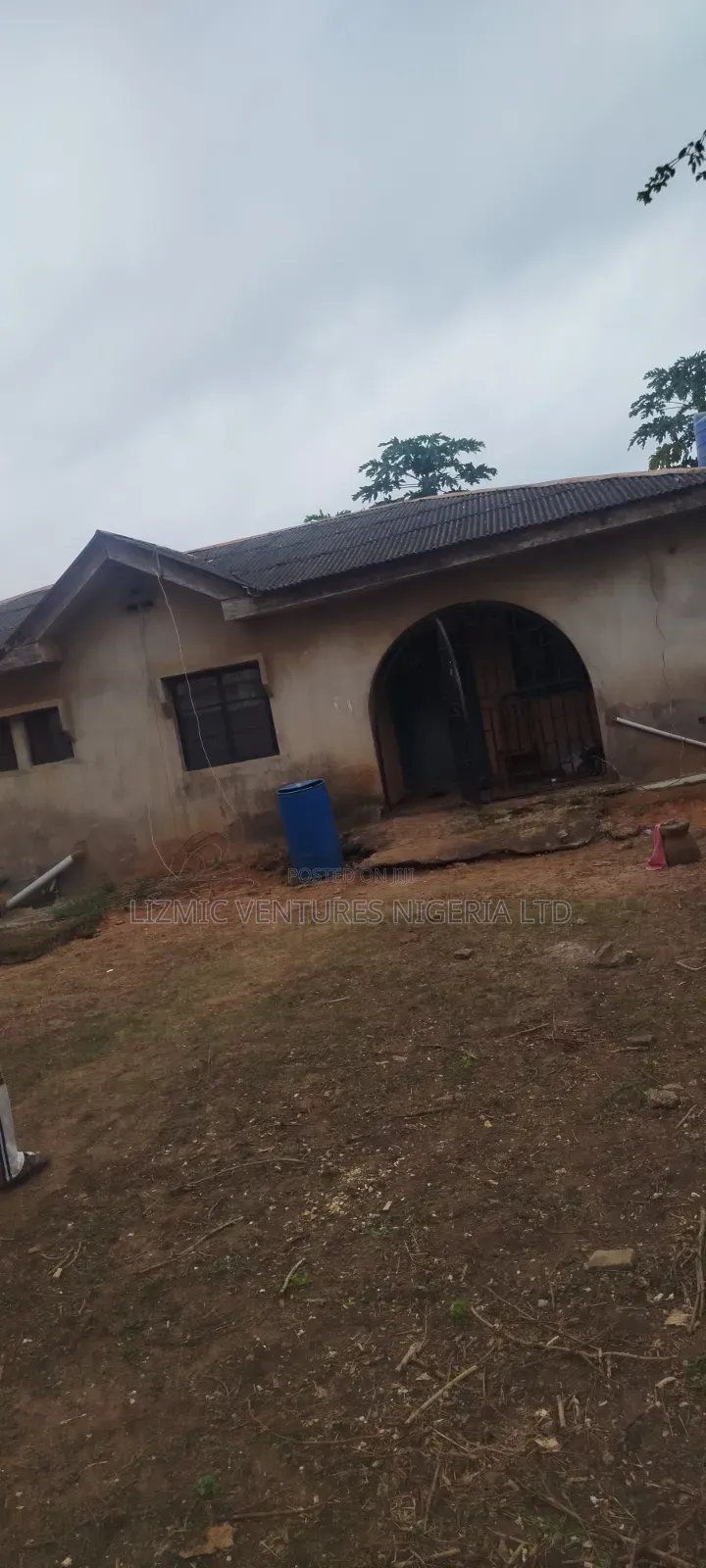 Furnished 3bdrm Bungalow in Isuti, Igando / Ikotun/Igando for sale