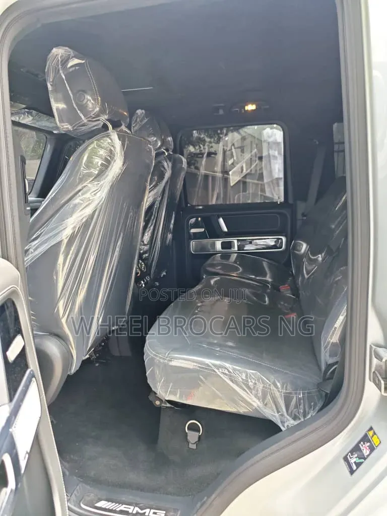 New Mercedes-Benz G-Class 2024 Silver