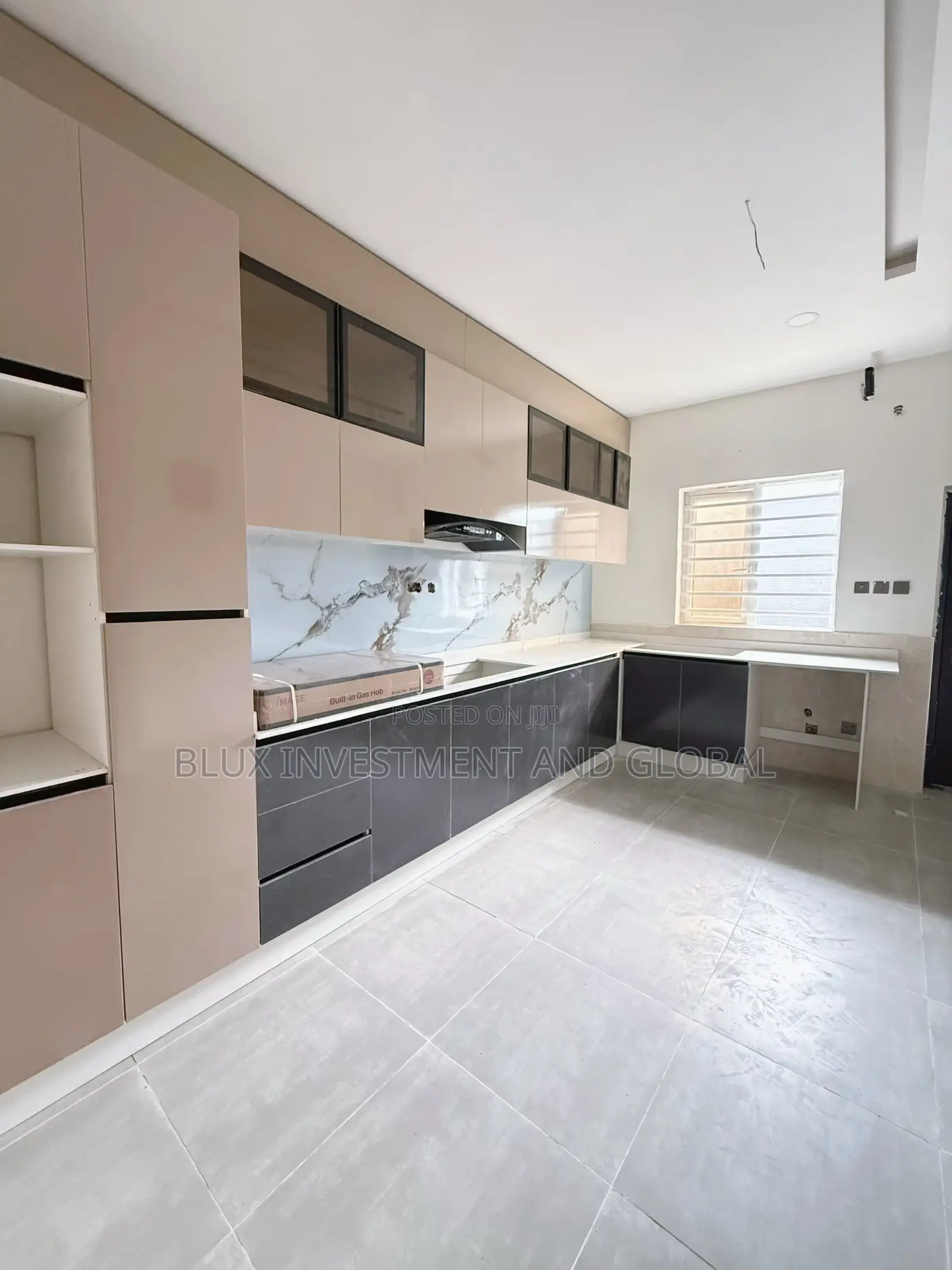 4bdrm Duplex in Off Ogombo Road, Lekki Phase 2 for sale