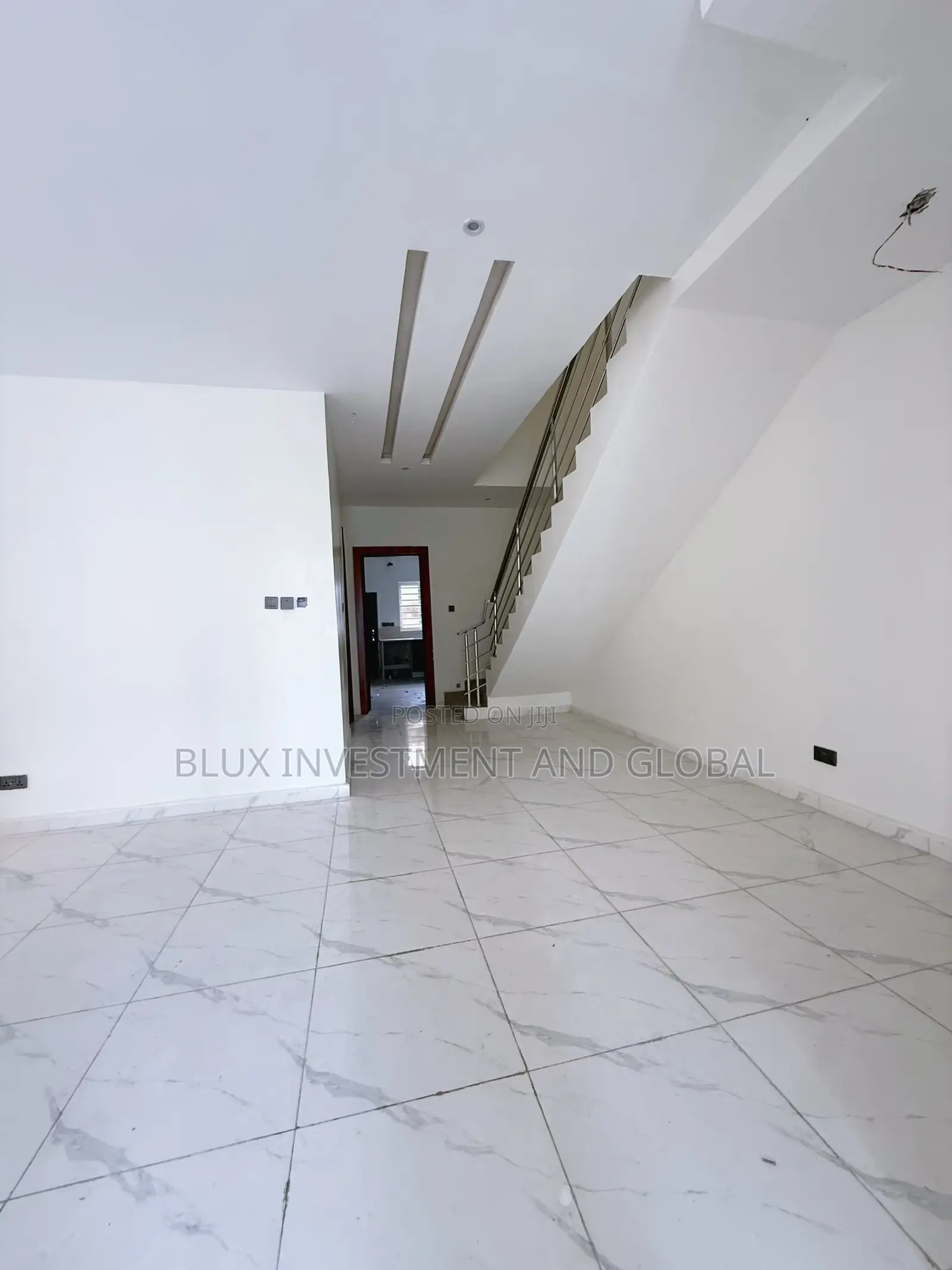 4bdrm Duplex in Off Ogombo Road, Lekki Phase 2 for sale