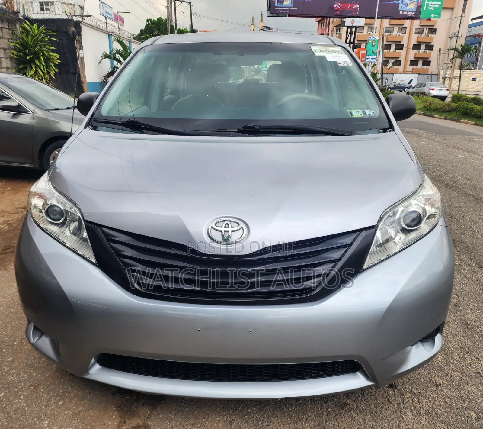 Toyota Sienna 2012 Gray