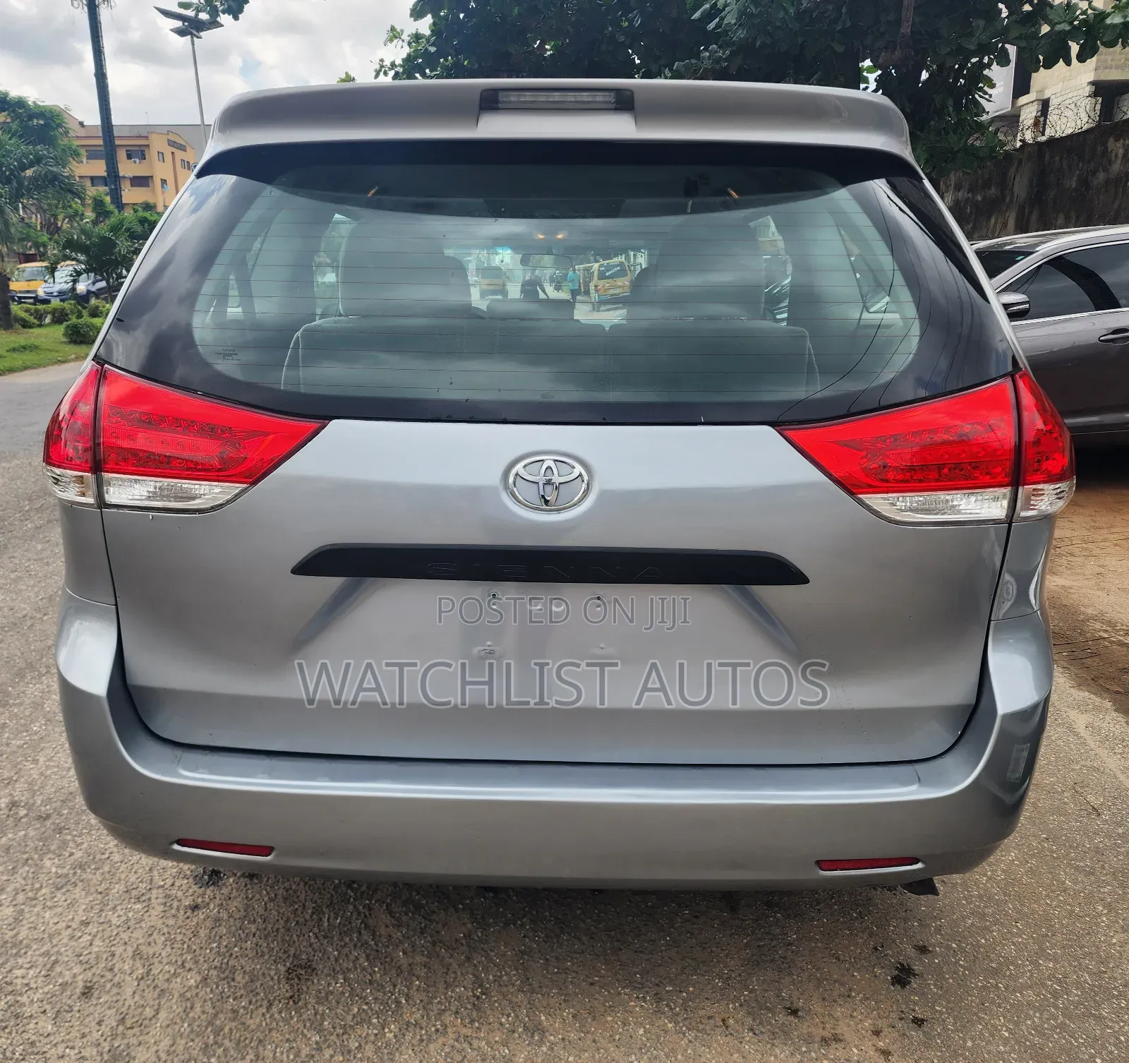 Toyota Sienna 2012 Gray