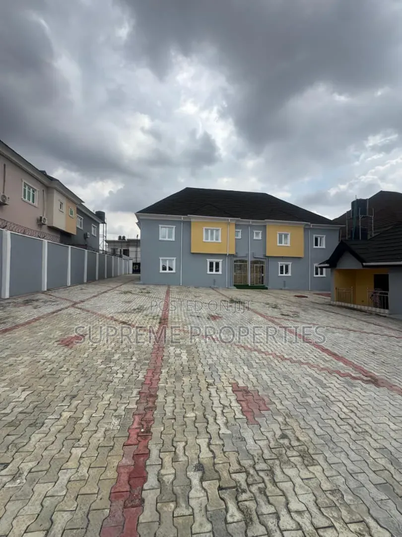 4bdrm Duplex in Kolapo Ishola Gra, Ibadan for rent