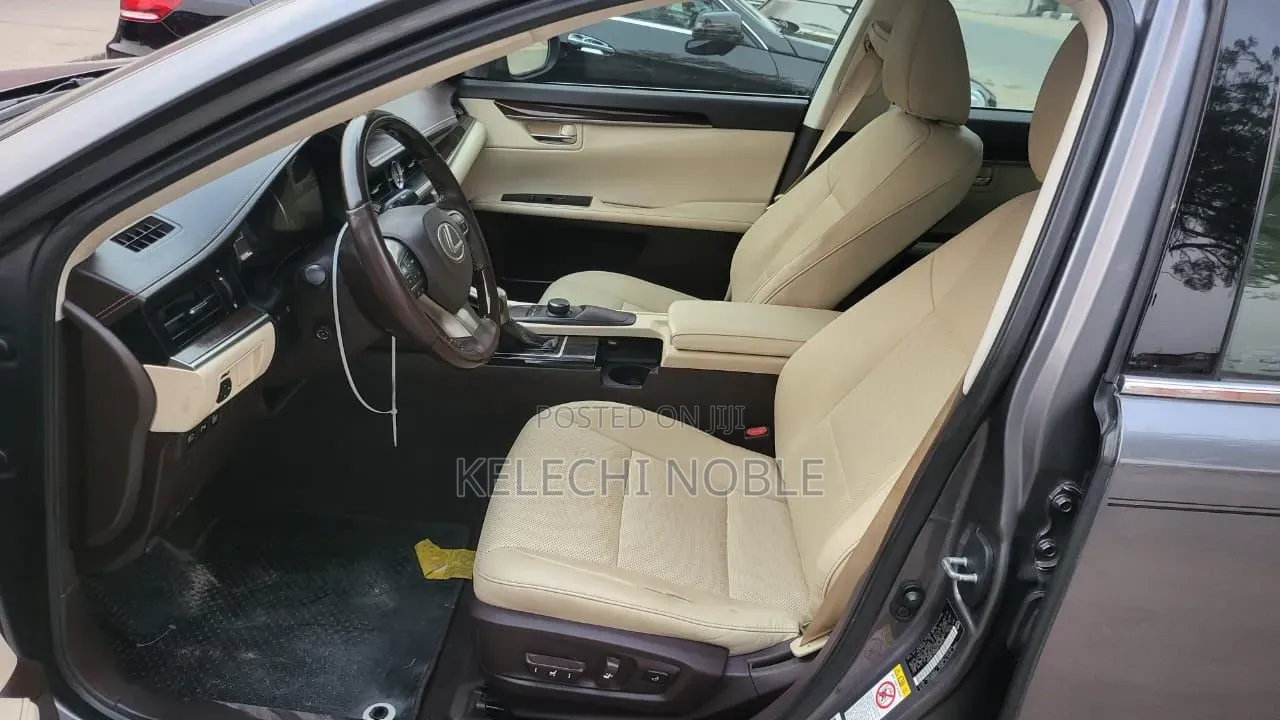 Lexus ES 2017 Gray