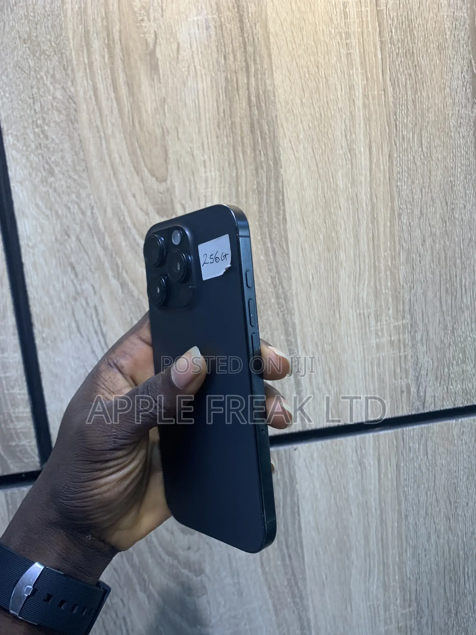 Apple iPhone 16 Pro 256 GB Black