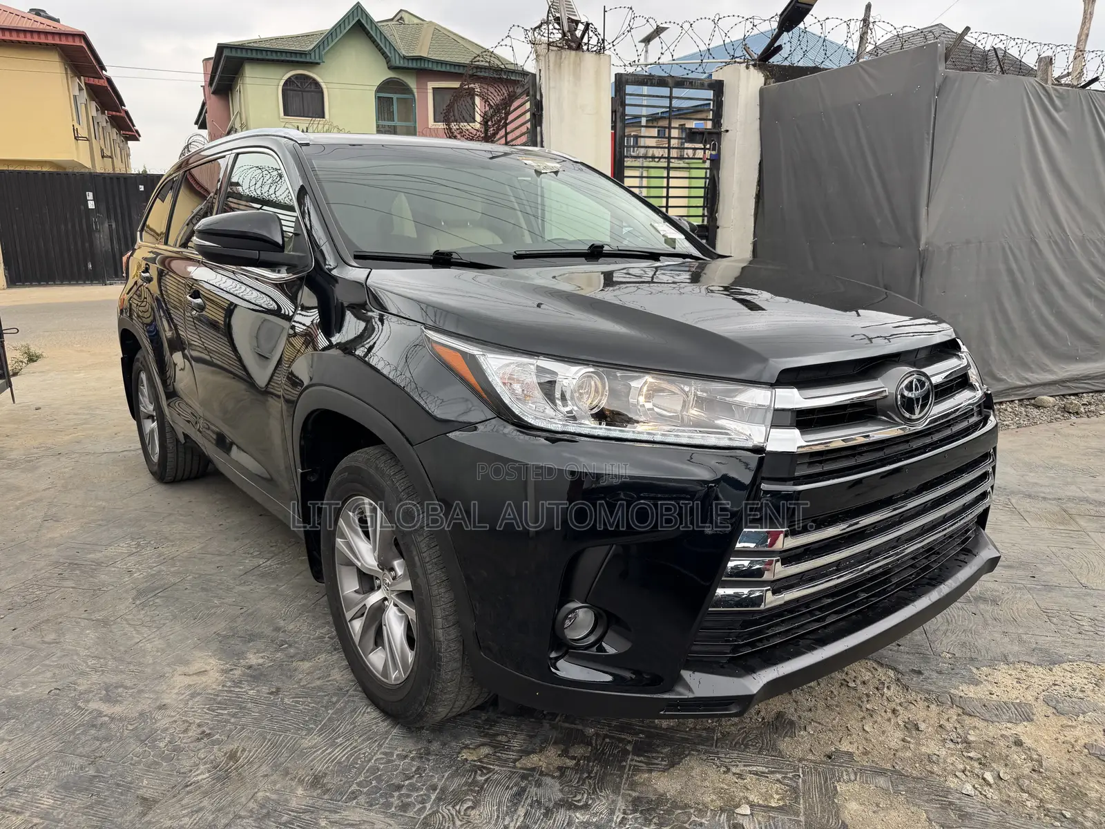Toyota Highlander XLE V6 4x2 (3.5L 6cyl 6A) 2016 Black