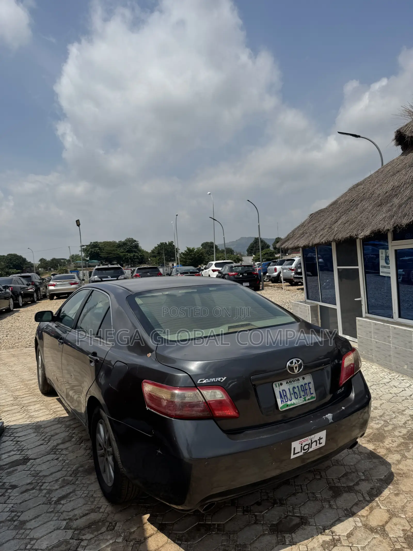 Toyota Camry XLE V6 4dr Sedan (3.5L 6cyl 6AM) 2008 Gray