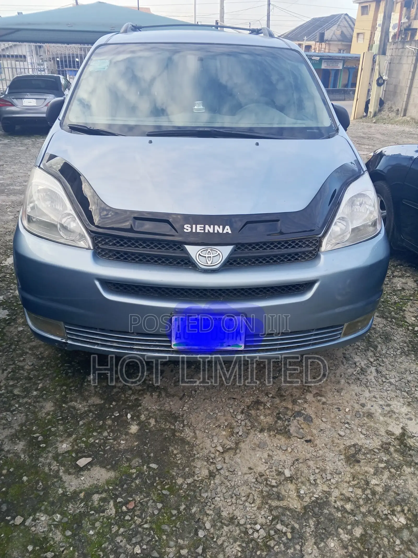 Toyota Sienna LE AWD 2005 Blue