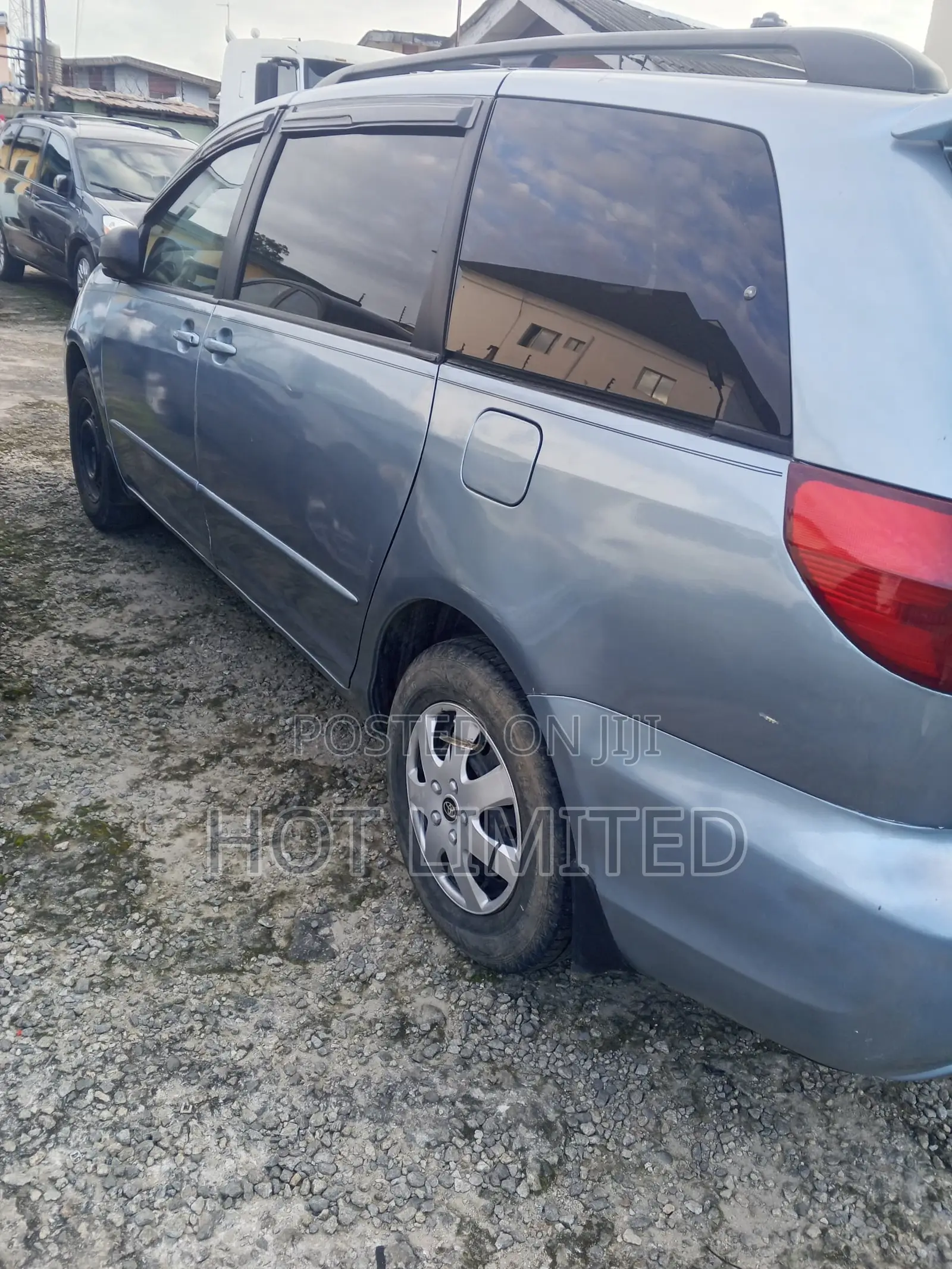 Toyota Sienna LE AWD 2005 Blue