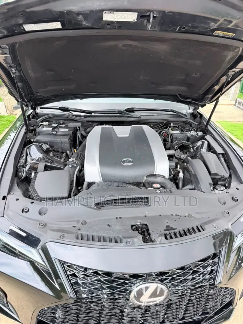 Lexus IS 2021 Black