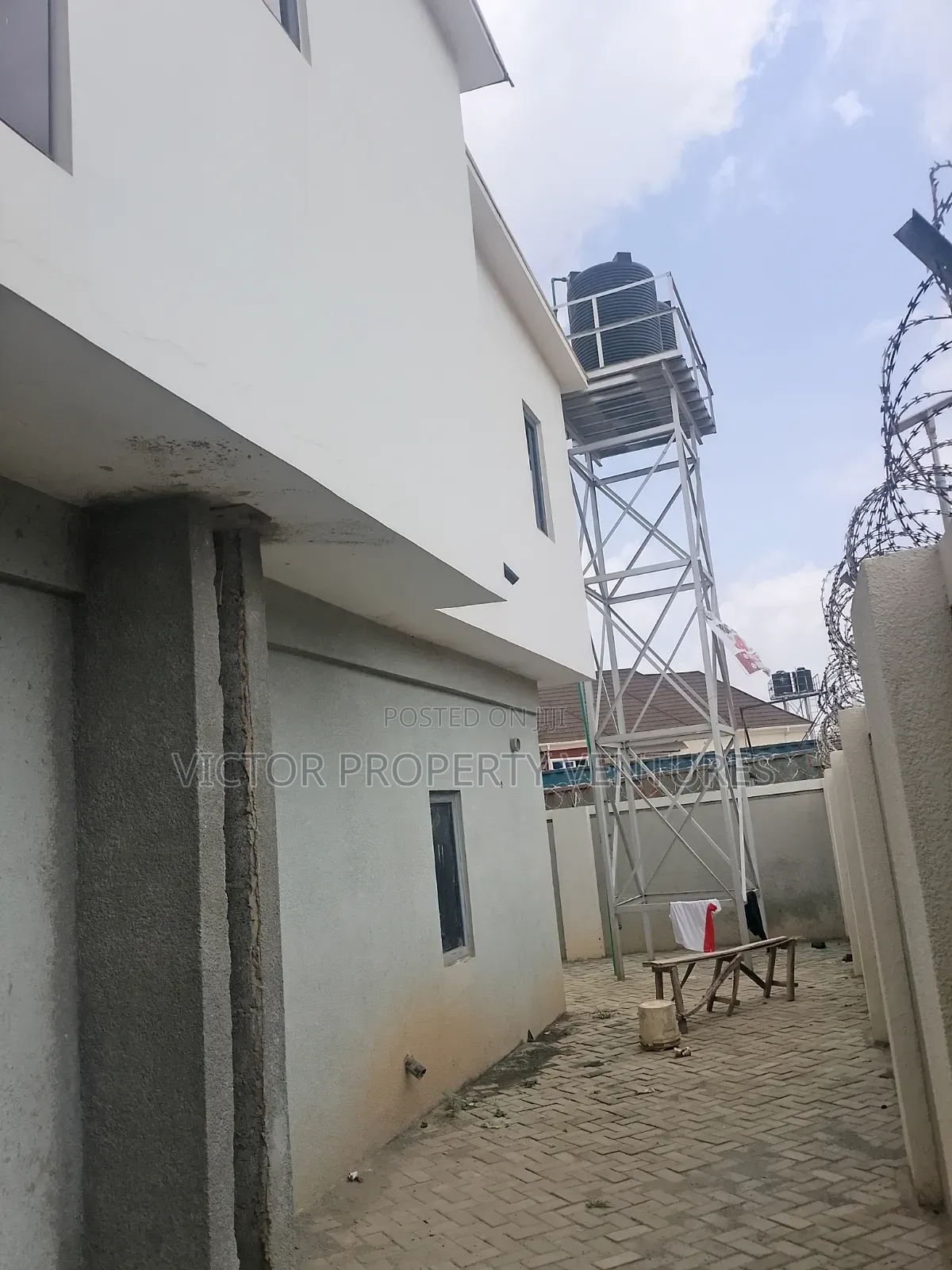 4bdrm Duplex in Kubwa for sale