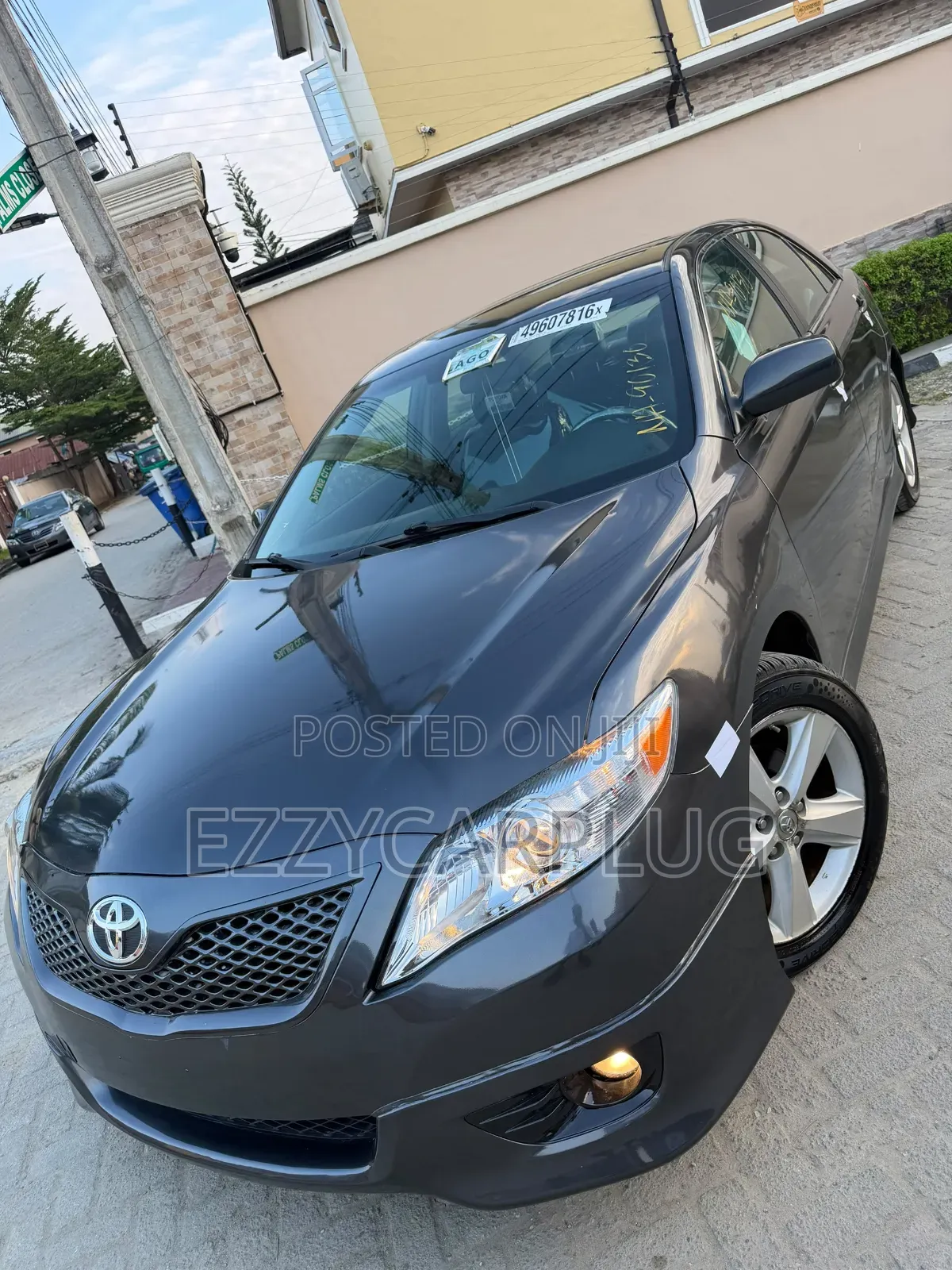 Toyota Camry 2011 Gray