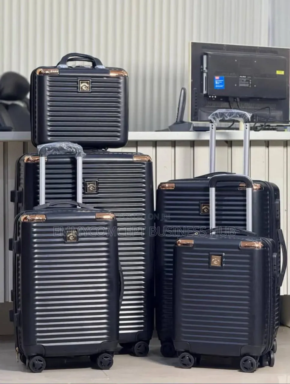 5 in 1 Classic Rubber Bag