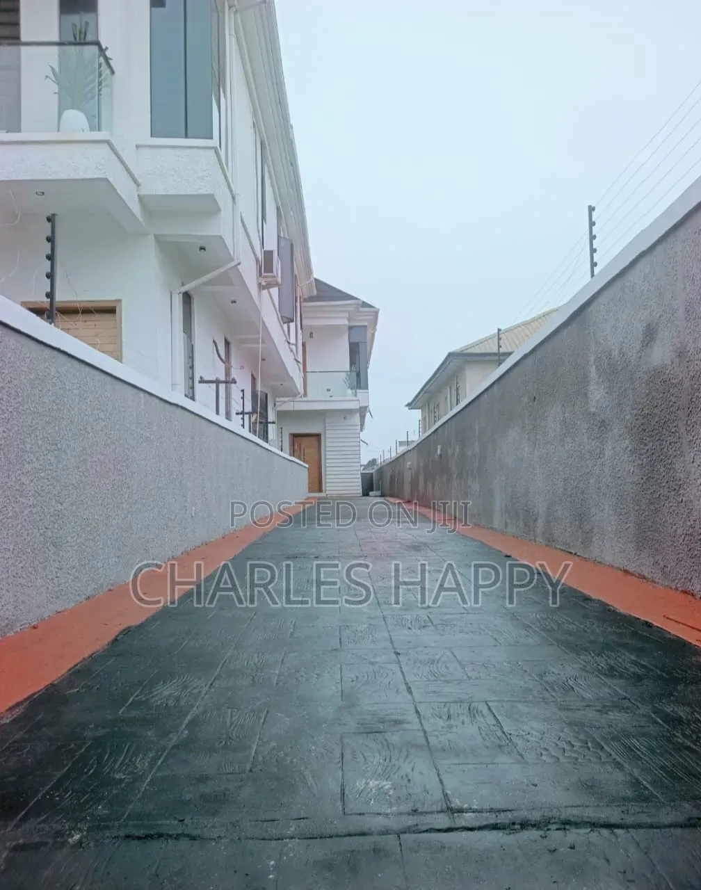 4bdrm Duplex in Off Ikota Gra, Lekki Phase 2 for sale