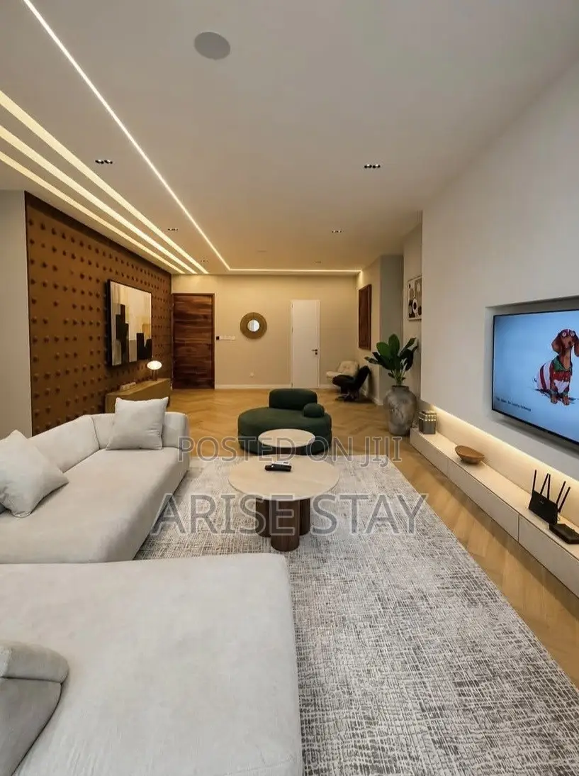 New 2-Bedroom Shortlet Apartment With Rooftop Pool | Lekki Phase 1