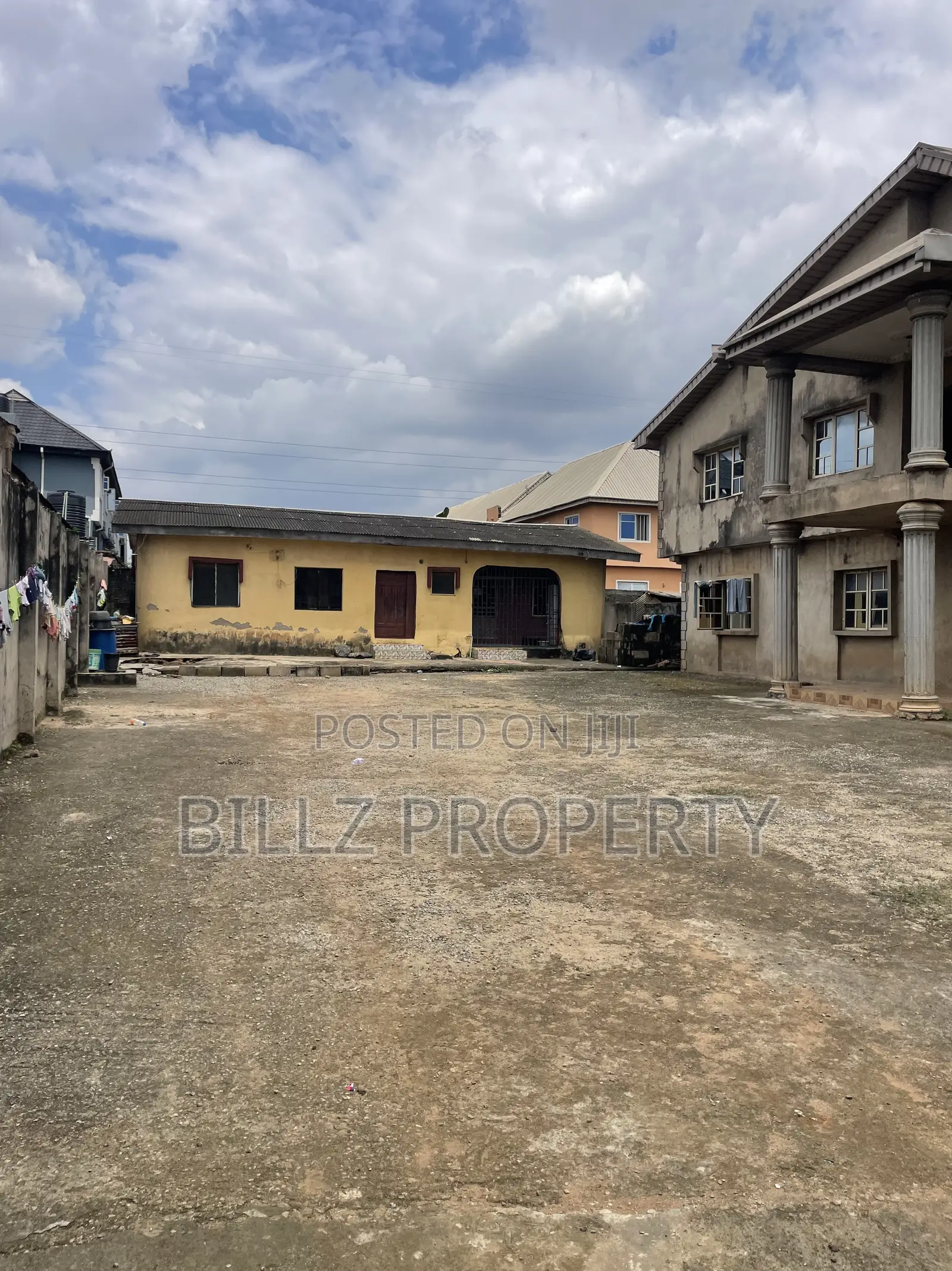 5bdrm Block of Flats in Area1 Estate, Abule Egba for sale