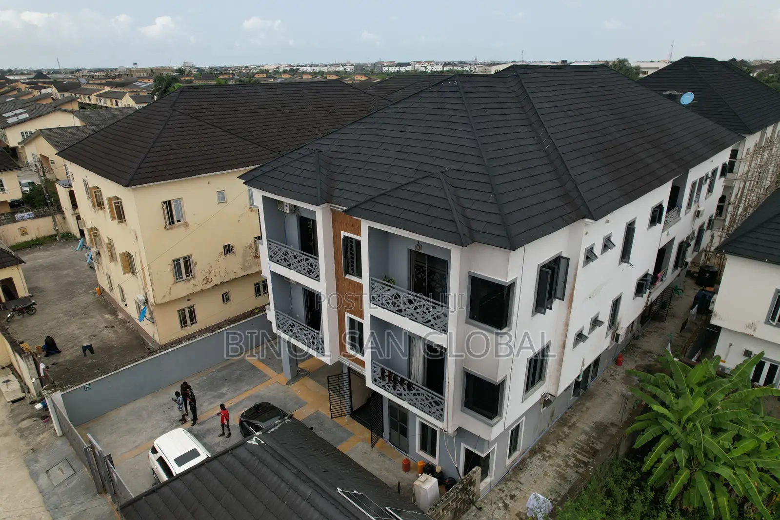 32 Bedrooms of 2 Blocks of Newly Built Residential Service Apartments