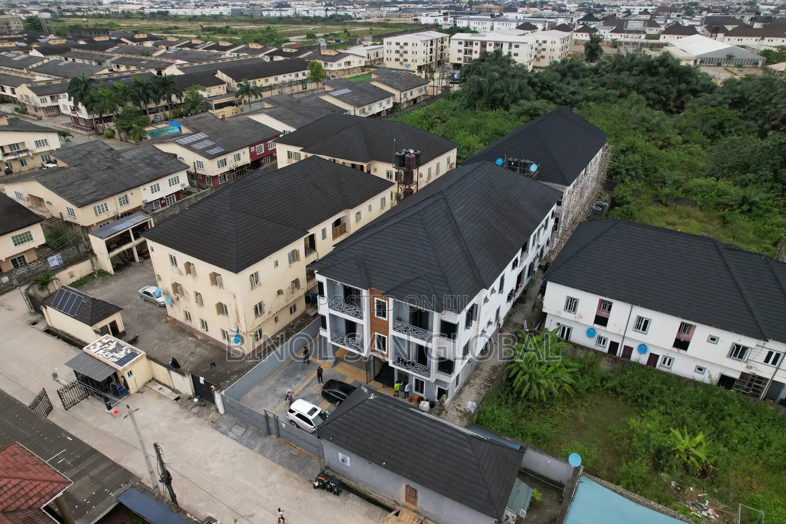 32 Bedrooms of 2 Blocks of Newly Built Residential Service Apartments