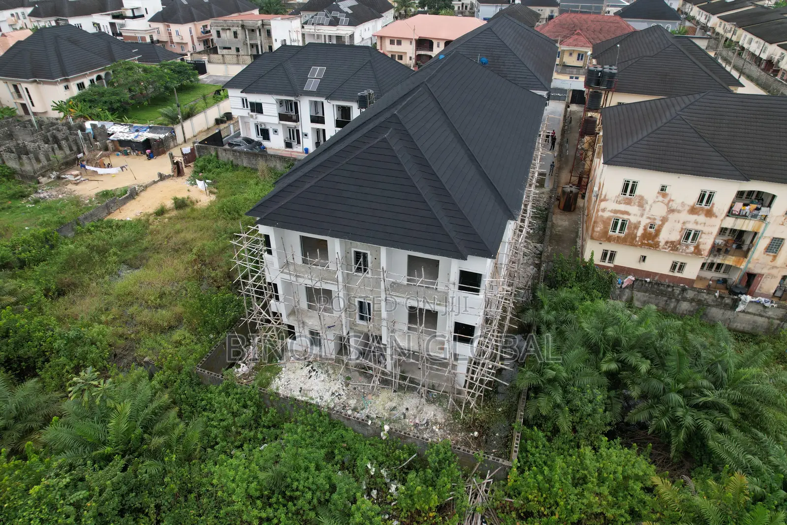32 Bedrooms of 2 Blocks of Newly Built Residential Service Apartments