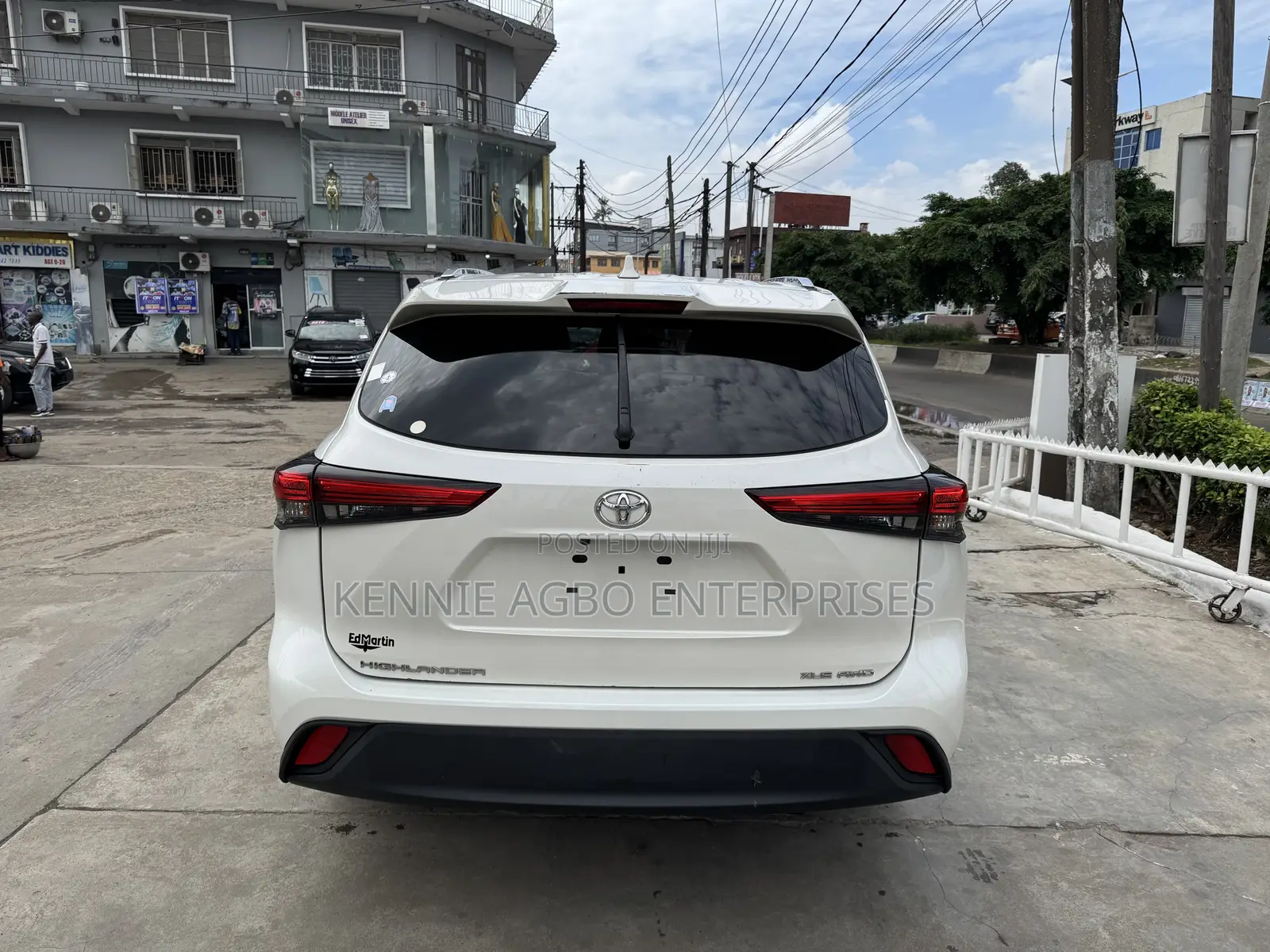 Toyota Highlander XLE 2021 White