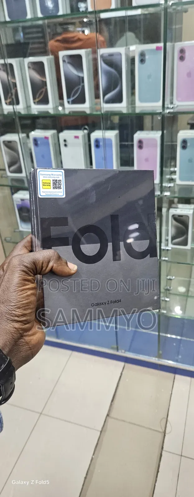 New Samsung Galaxy Z Fold4 256 GB Black