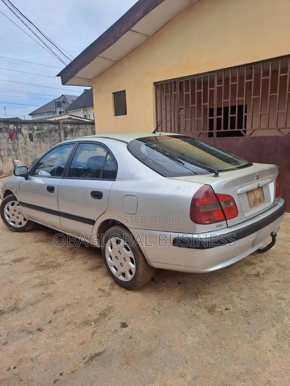 Mitsubishi Carisma 2003 Black