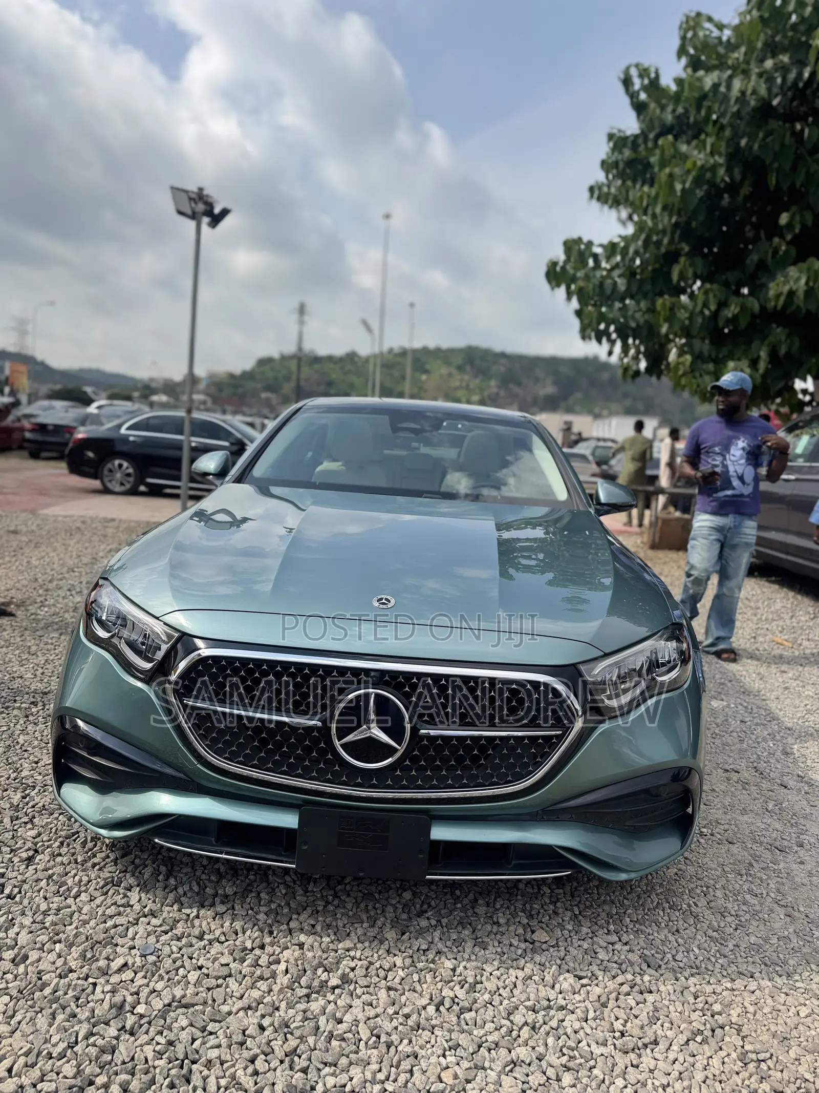 Mercedes-Benz E350 2024 Green
