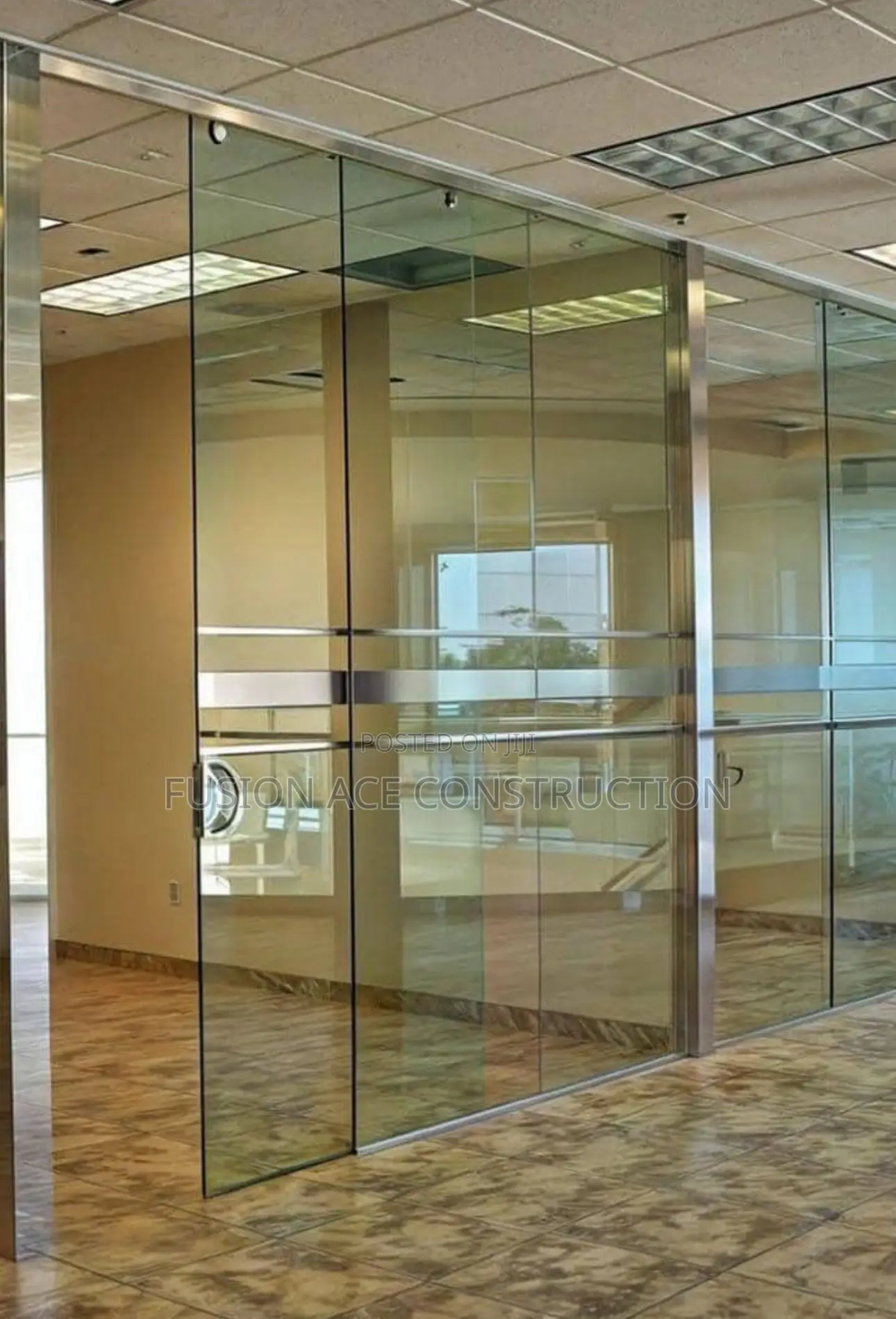 Frameless Entrance Glass Door With Glass Partitions