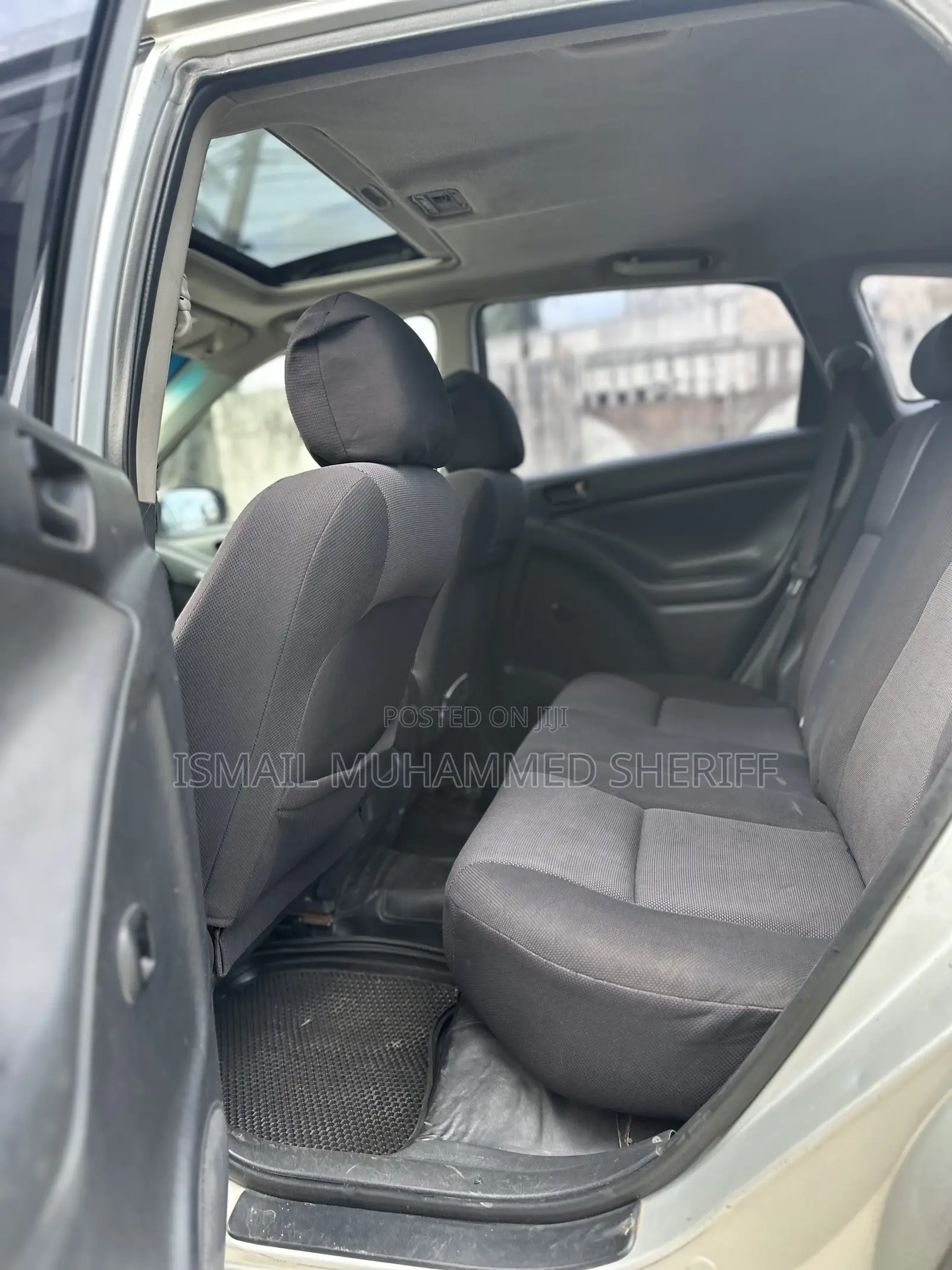 Pontiac Vibe AWD 2006 Silver
