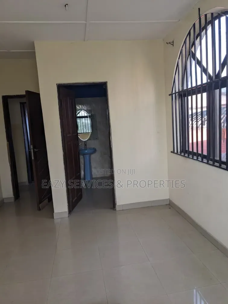 1bdrm Shared Apartment in Secured Environment, Agungi for rent