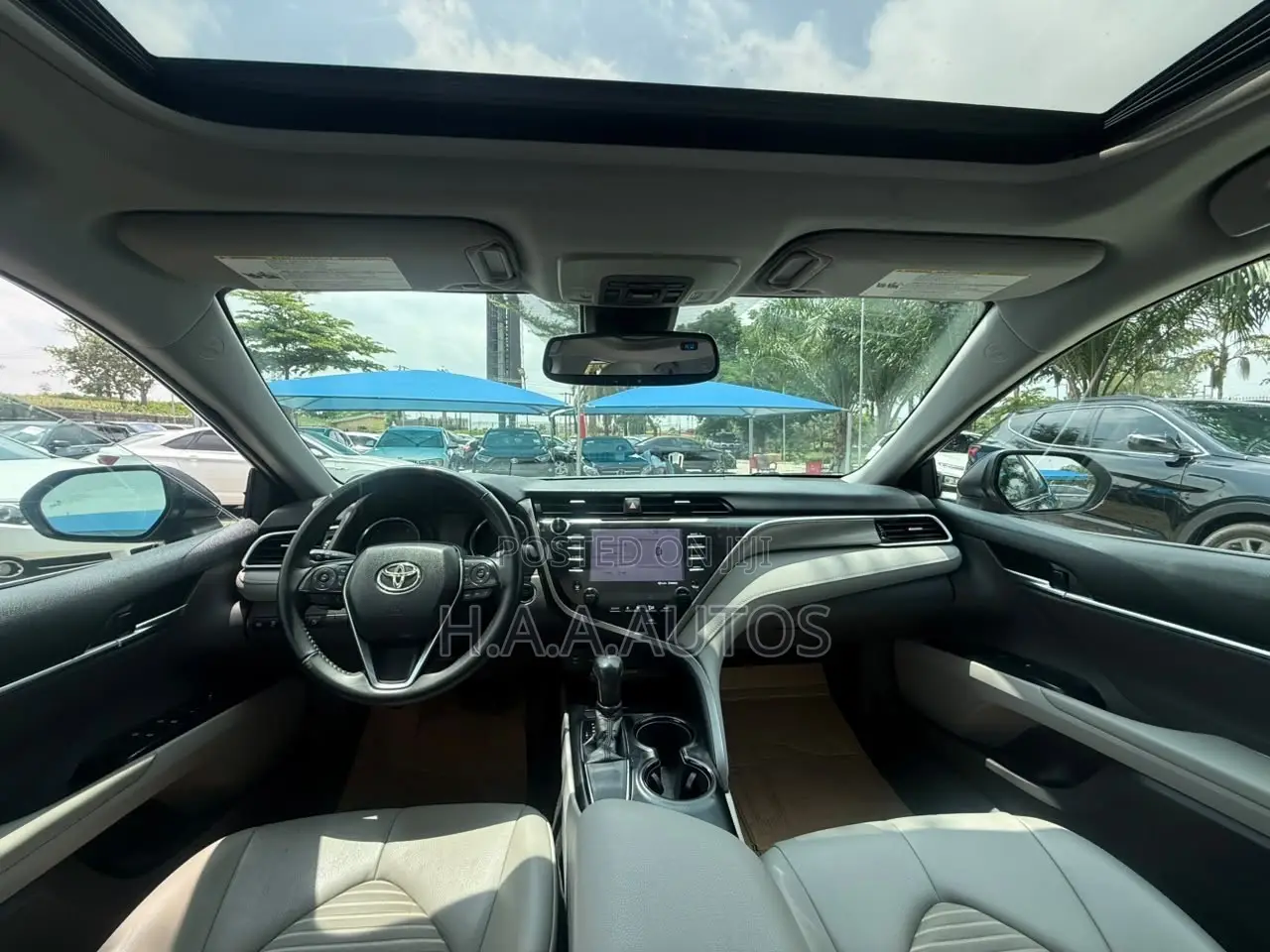 Toyota Camry SE FWD (2.5L 4cyl 8AM) 2018 Black