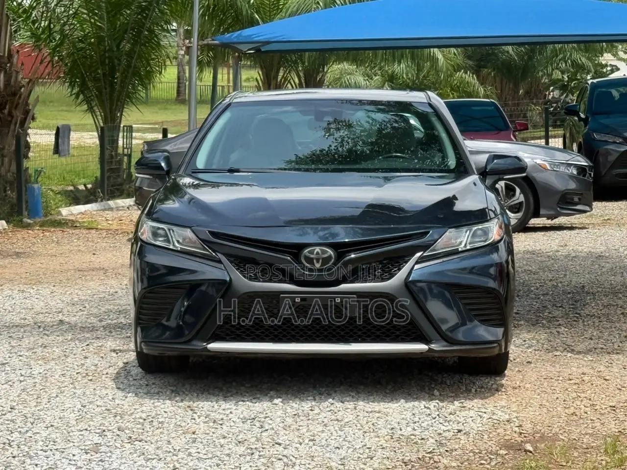 Toyota Camry SE FWD (2.5L 4cyl 8AM) 2018 Black