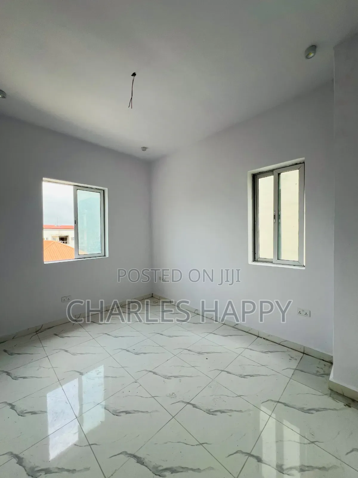 2bdrm Apartment in Salem Ikate, Lekki Phase 2 for sale