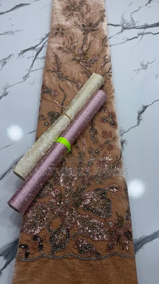 LUXURY VELVETbeaded Lace