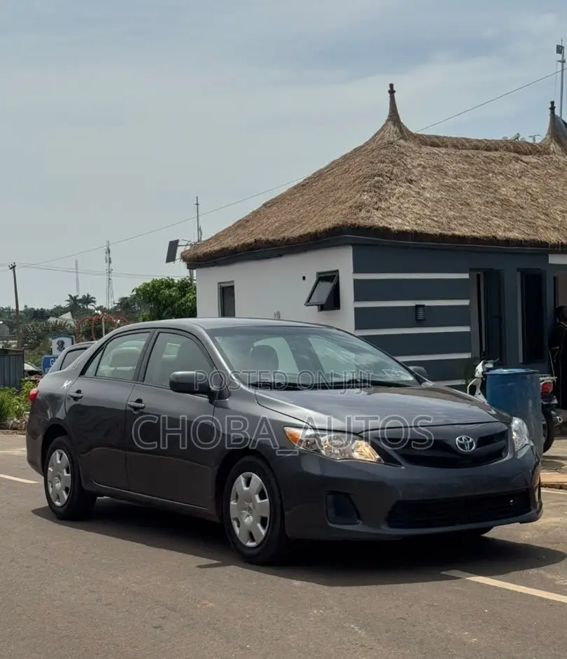 Toyota Corolla 2011 Black