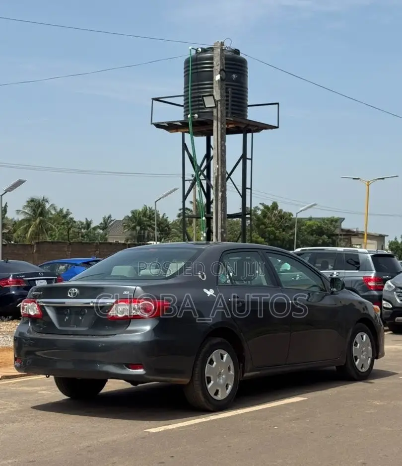 Toyota Corolla 2011 Black