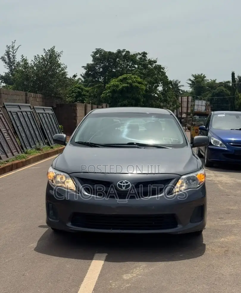 Toyota Corolla 2011 Black