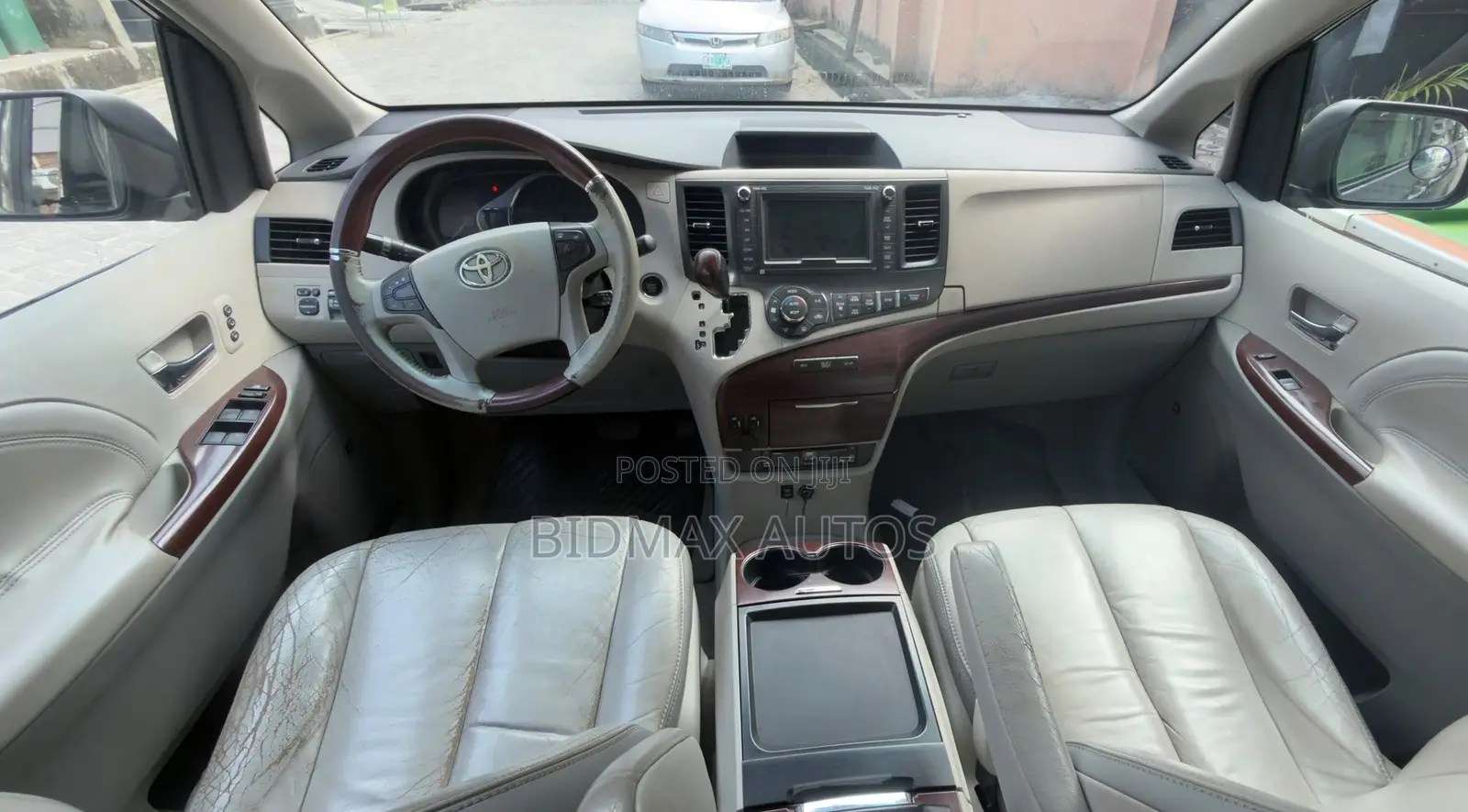 Toyota Sienna Limited 7 Passenger 2011 Gray