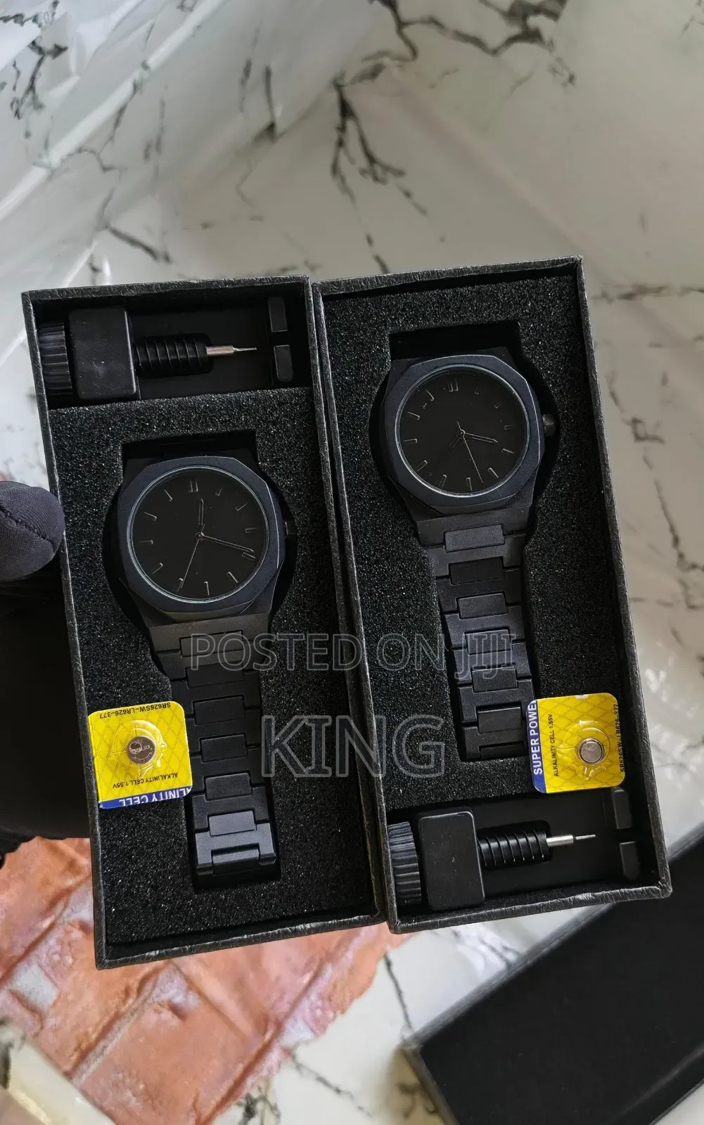 Valenzo All Black Matte Steel Chain Men's Watch + Free Adjuster Tool