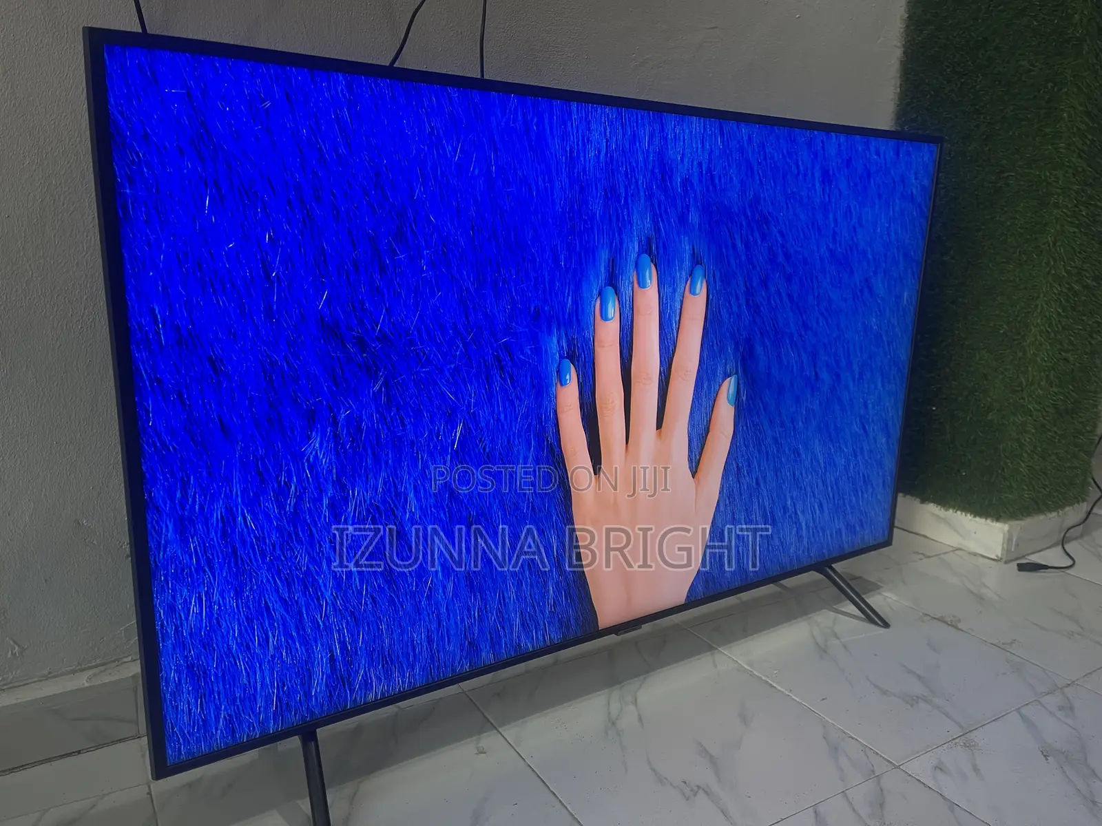 UK Neatly Used Samsung 55” QLED Smart TV – QN55Q60R