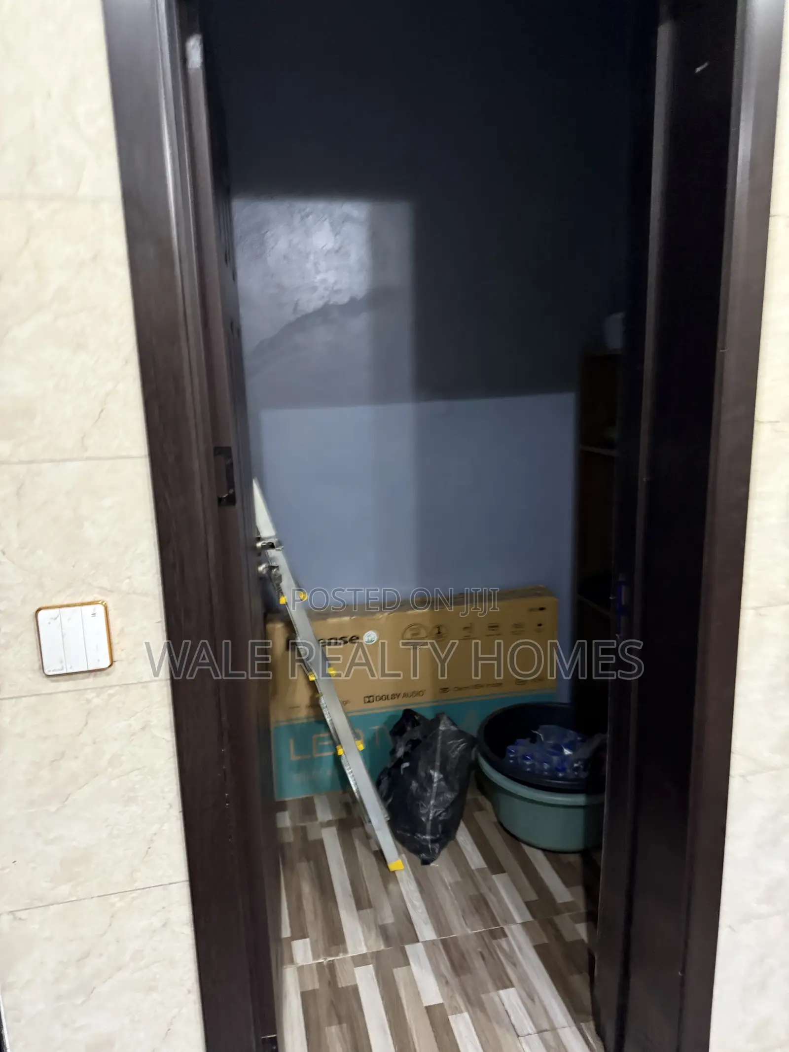 Furnished 4bdrm Townhouse / Terrace in Dantata, Life Camp for rent