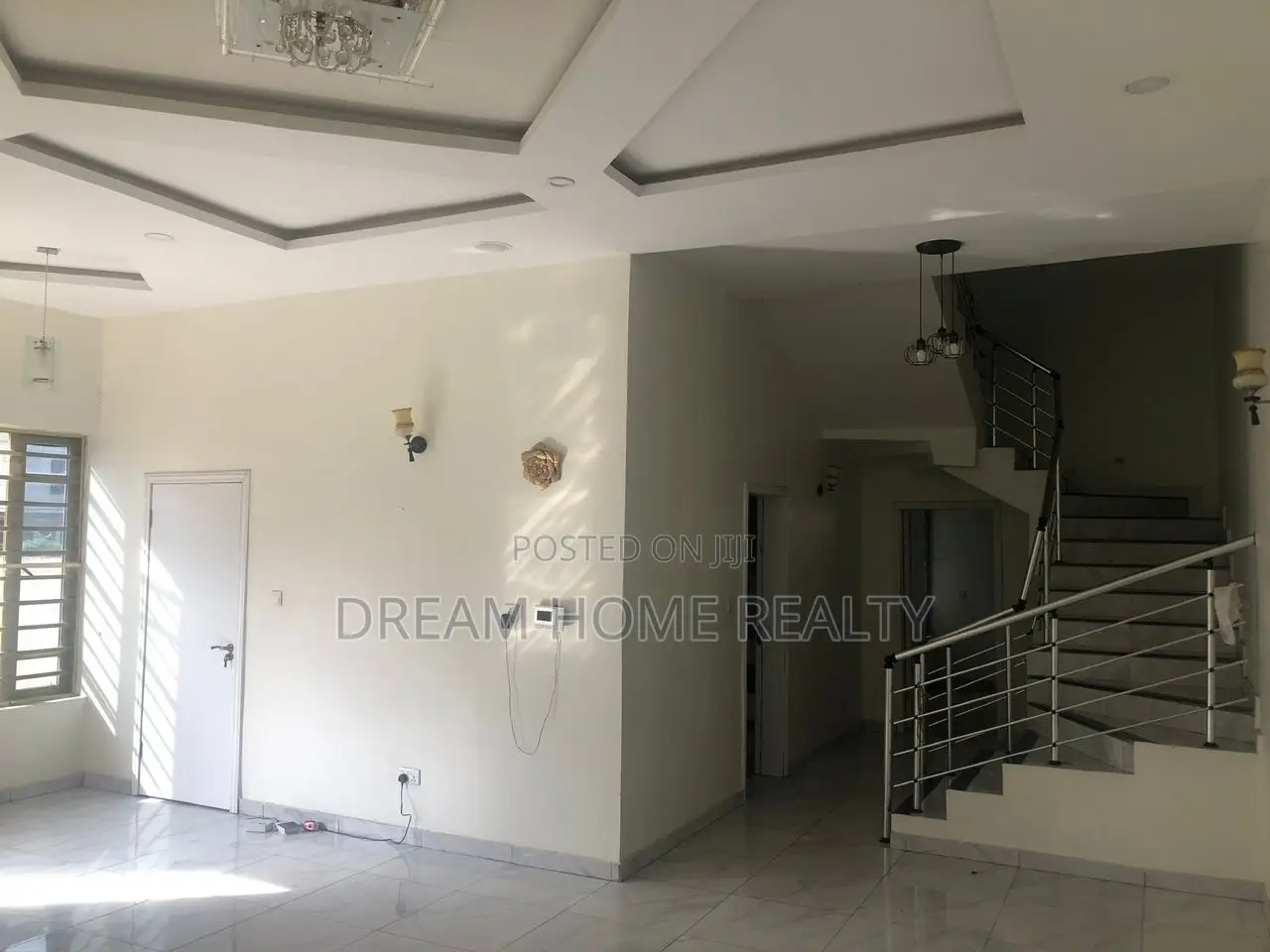 4bdrm Duplex in Ikota for rent