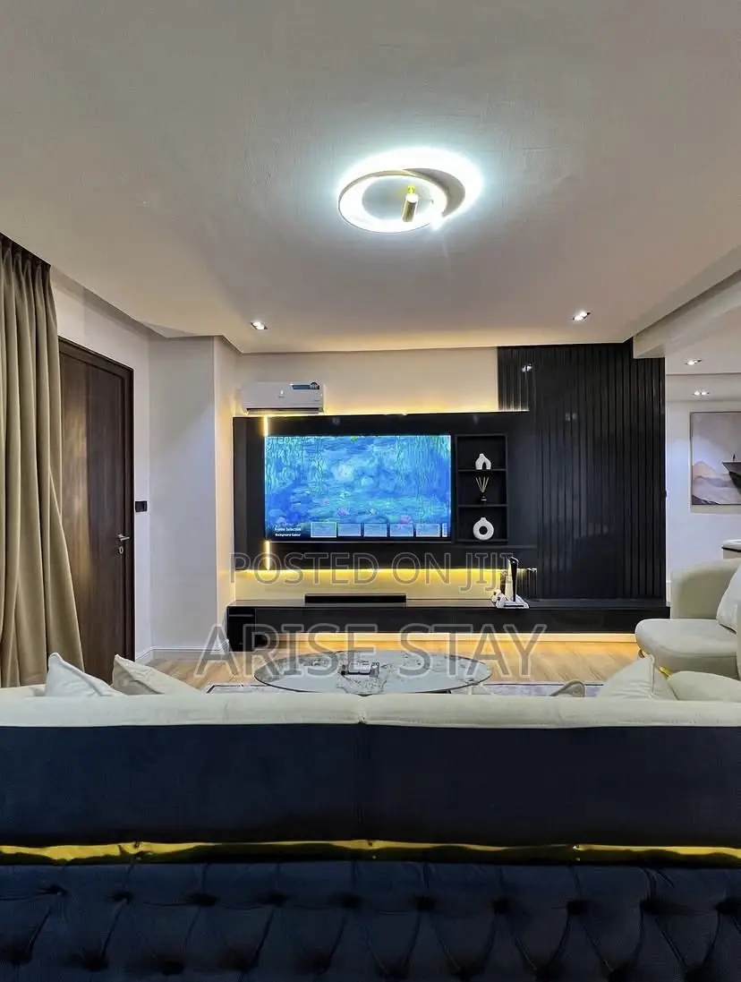 2-Bedroom Shortlet With Pool Gym | Lekki Phase 1