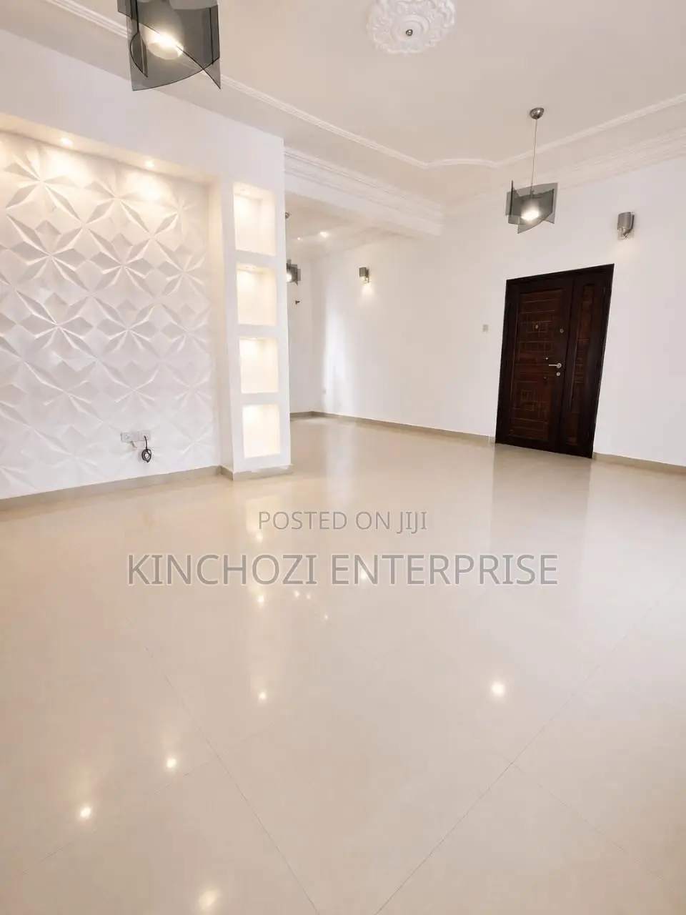 2bdrm Apartment in Lekki Enclave Estate for rent