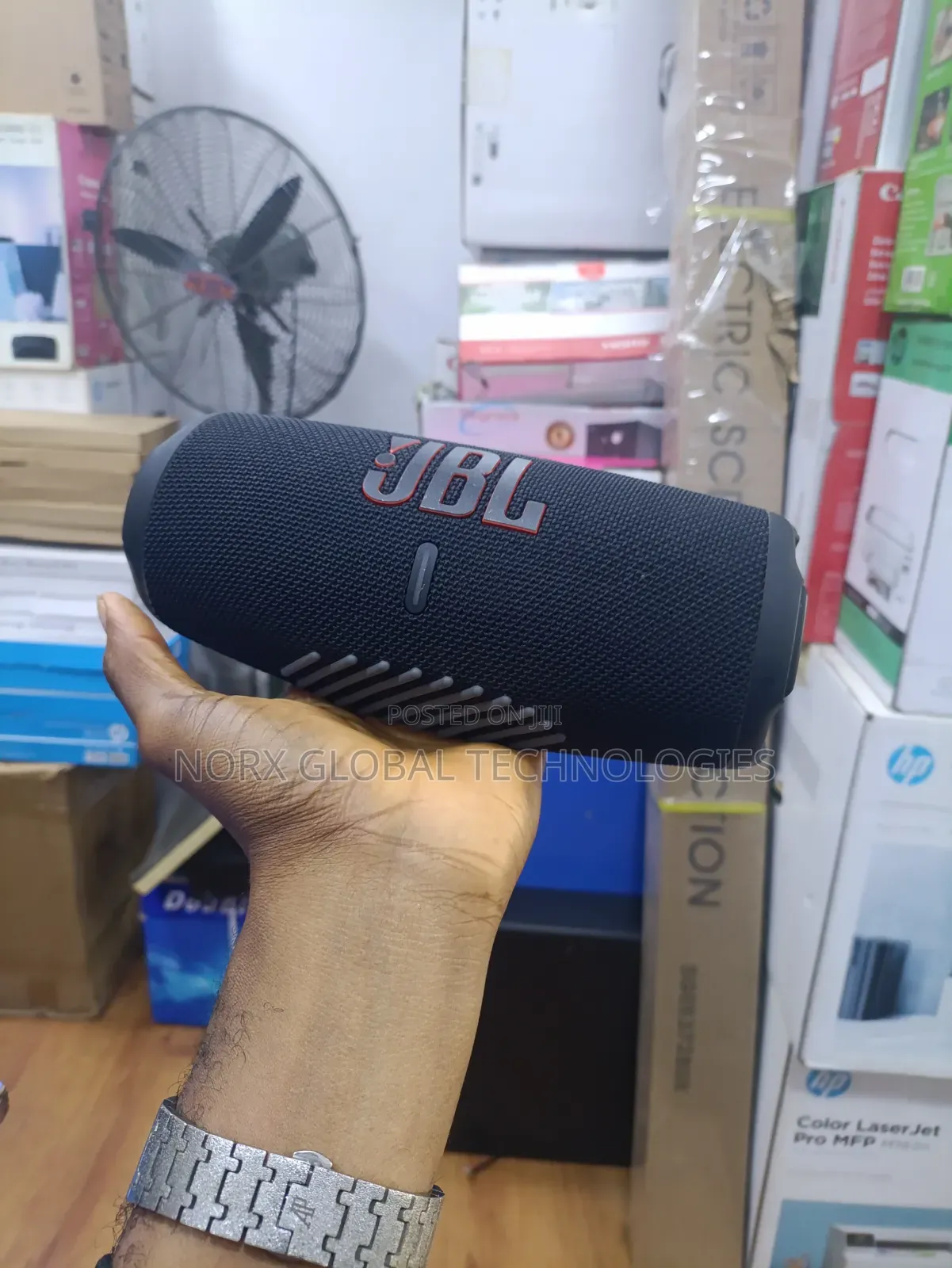 JBL Charge 5